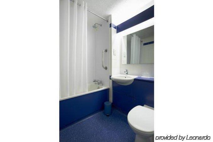 Travelodge Liverpool Central Buitenkant foto